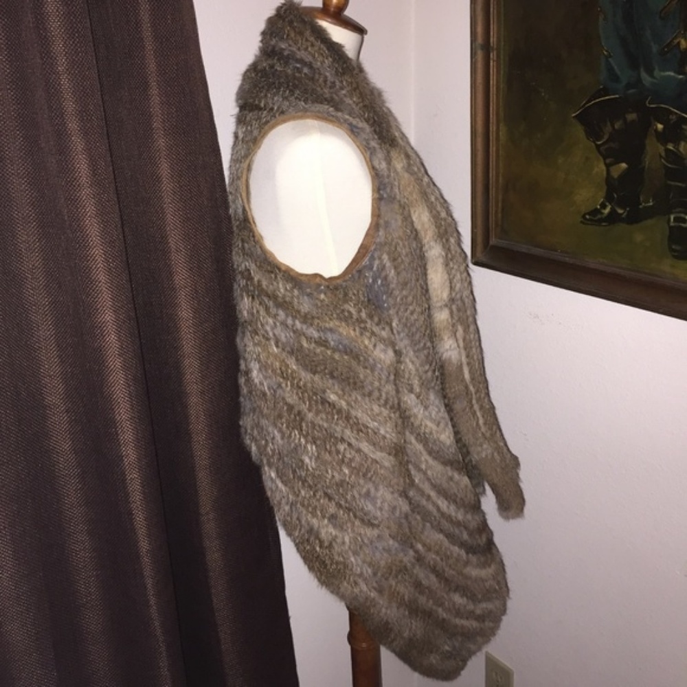 Genuine Rabbit Fur Vest - Picture 5 of 8